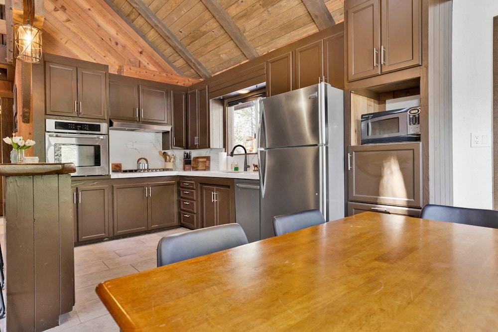 Moose Mountain Manor #2462