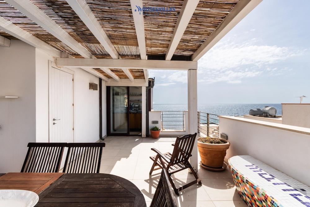 La Terrazza sul Mare