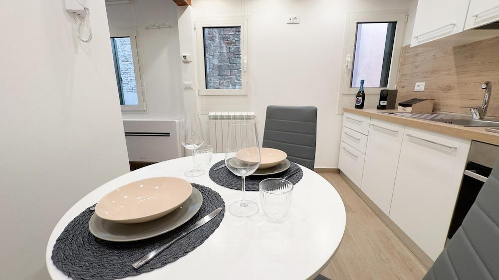 Maison Studio 2 by Ca-sa Check