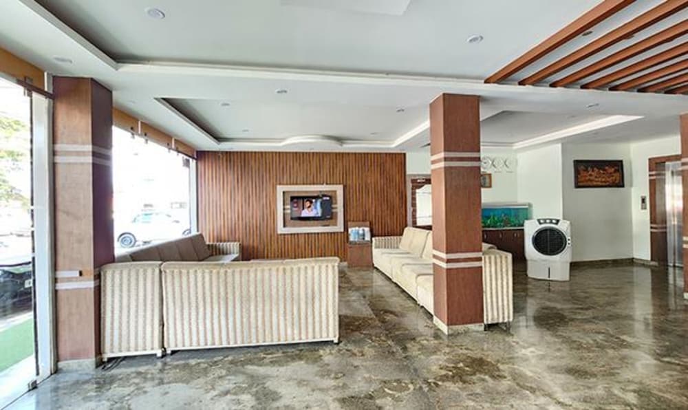 Fabhotel Prime Ministers Kourt