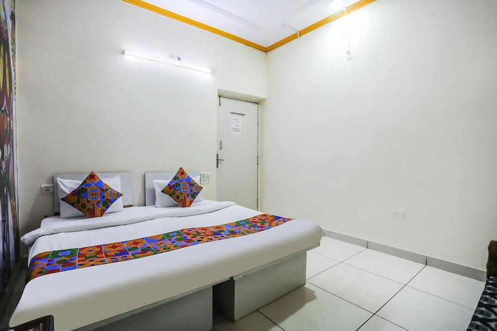 Fabexpress Grand Resort