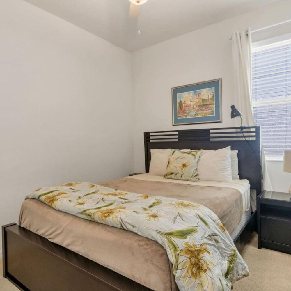 Amazing 4bdr House With Pool