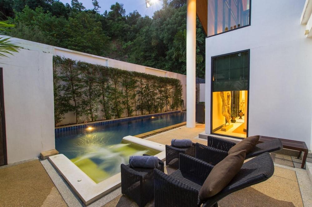 Hidden Pool Villa in Rawai