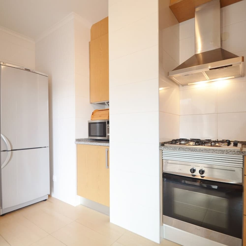 Sunshine - Com Vista Para a Piscina