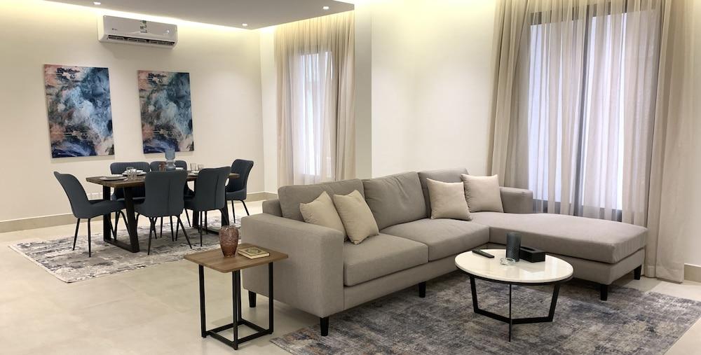 Kease Hittin B-5 Elegance  AG32