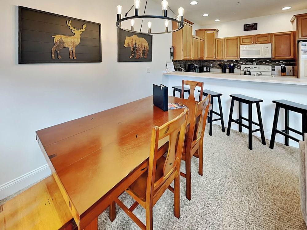 Cassiopeia by Taylor Made Deep Creek