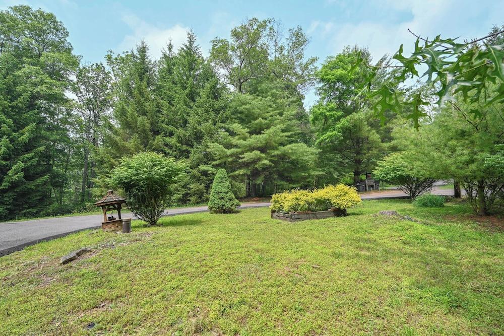 Zen Den by Taylor Made Deep Creek