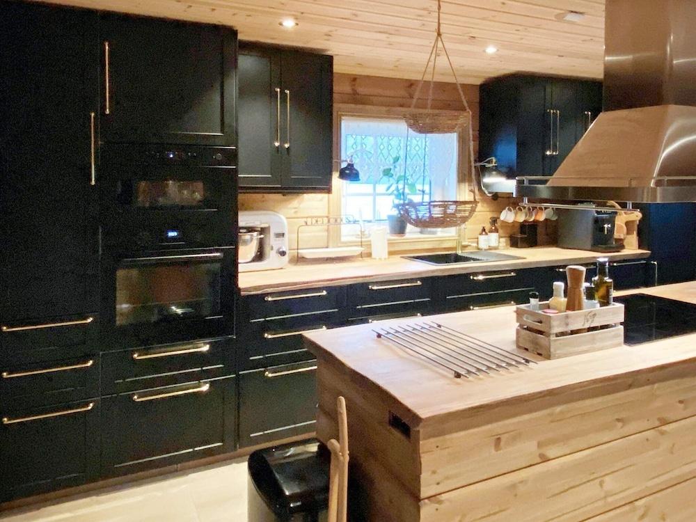 10 Person Holiday Home in Treungen-by Traum