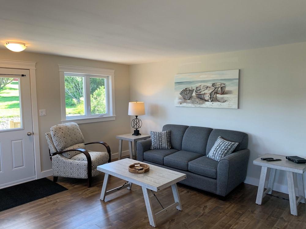 Gros Morne Coastal Suites ( suite #3 )