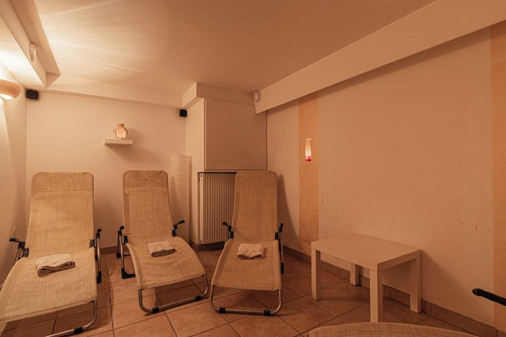 Lavric Hideaway Room 5