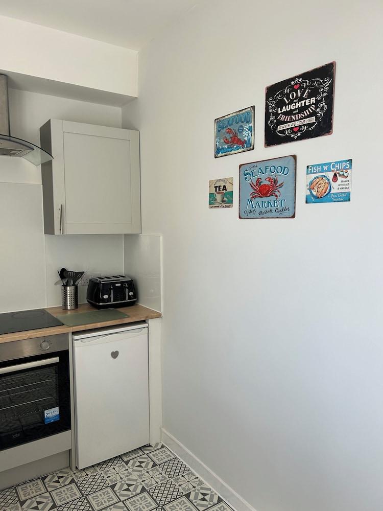 Newly Renovated 2-bed Apartment in Peterhead