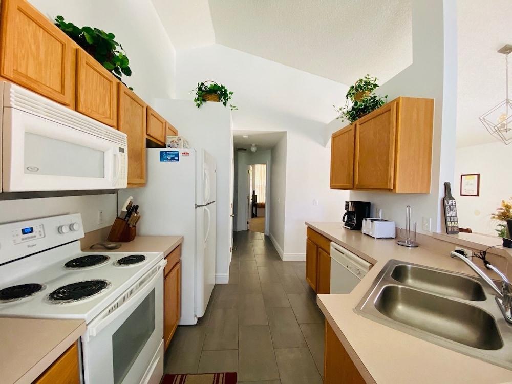 Hali's Southern Dunes Vacation Home