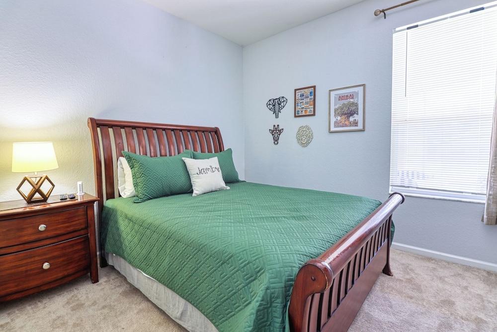 Christopher's Windsor Hills Home