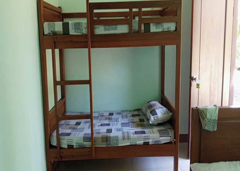 Awel Seashore Inn Baler