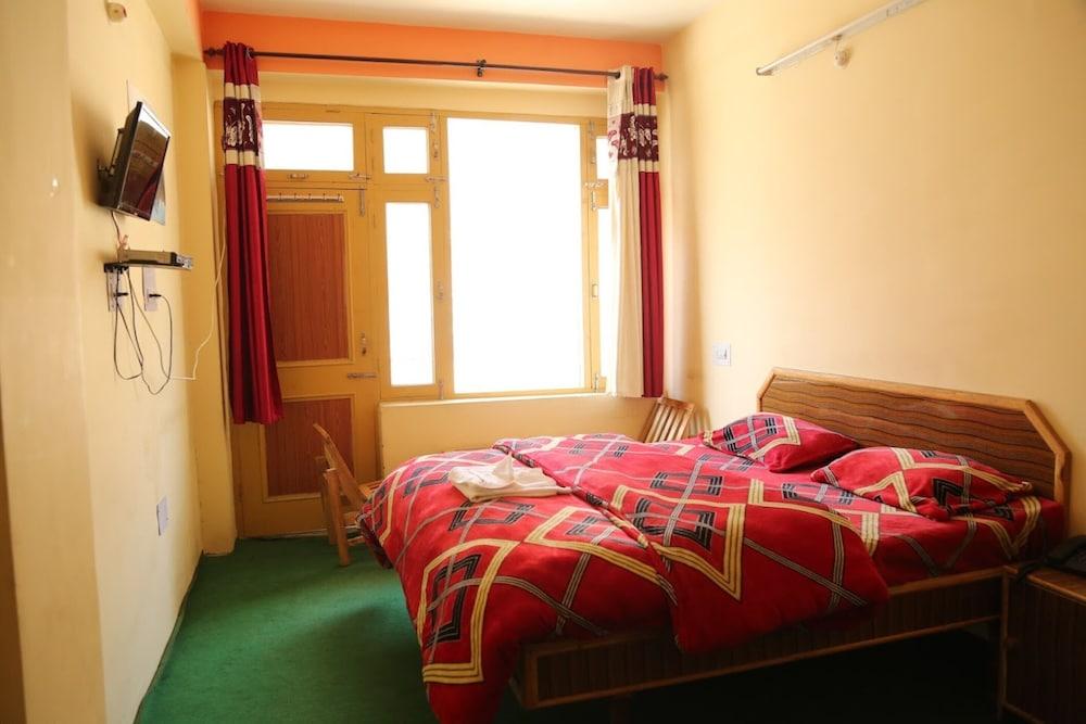 Jasmine Bed and Breakfast Kullu