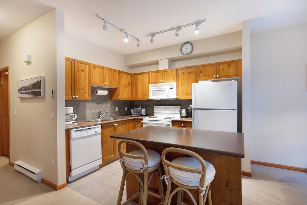 Deer Run by Whistler Premier