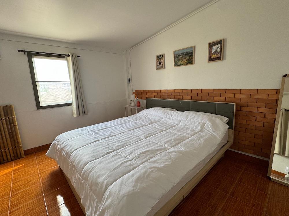 Before we go Hostel (Donmueang)