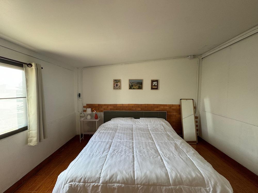 Before we go Hostel (Donmueang)