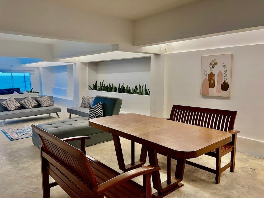 GAO Check In Phala Beachfront