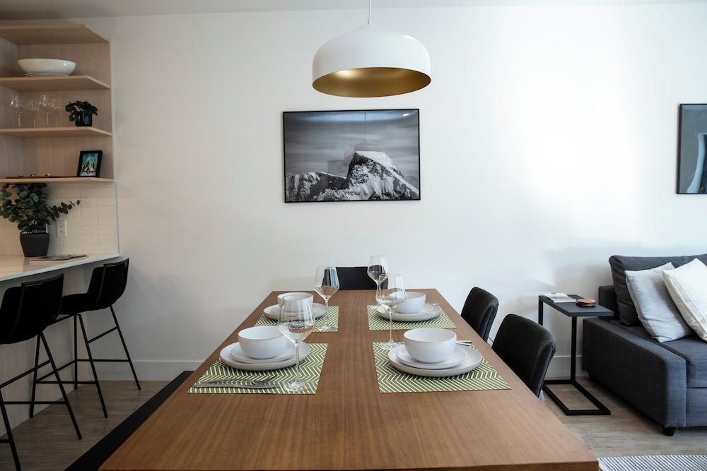 Birdies and Bears by Revelstoke Vacation