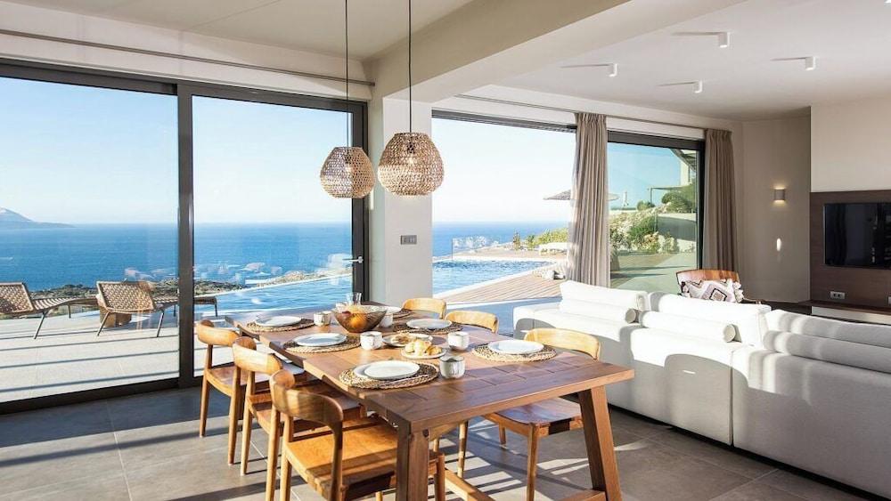 A UNIQUE VILLA IN KOKKINO HORIO