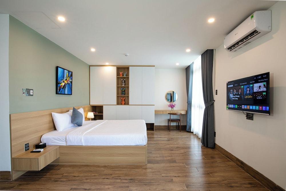 FIRST Studio Hotel Da Nang