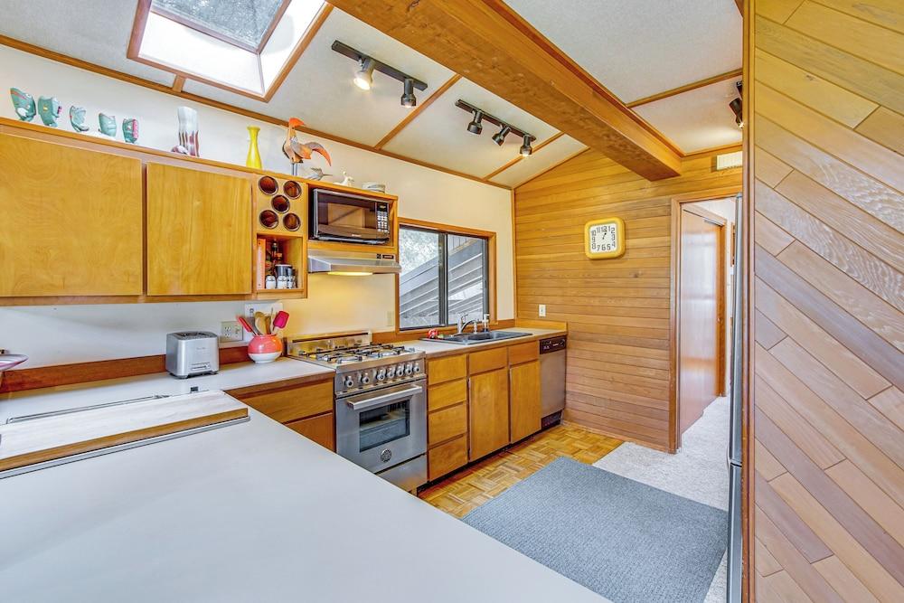 Cle Elum A-frame - Direct Yakima River Access!