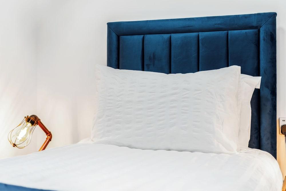 Kunda House Pershore