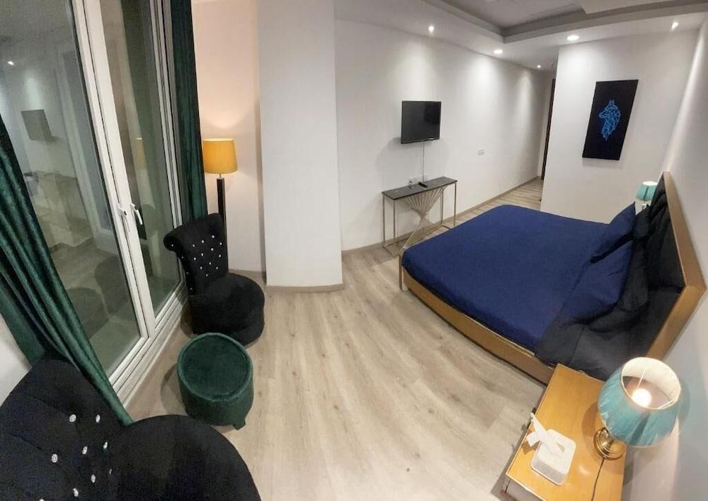 Air Reside Residency Apartment