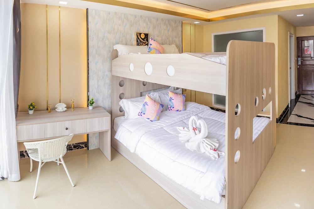 Mermaid Beach Resort