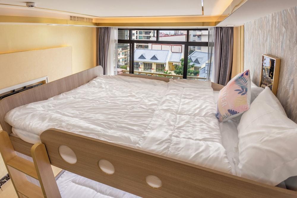 Mermaid Beach Resort