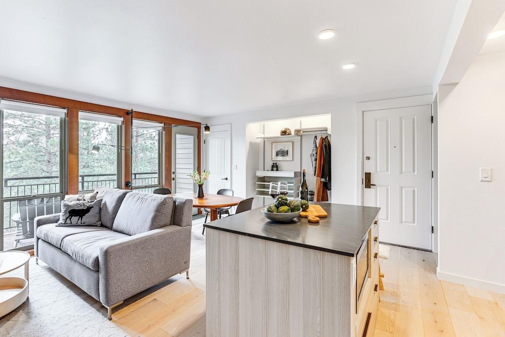 Chic Bend Condo w/ Fireplace & Forest Views!