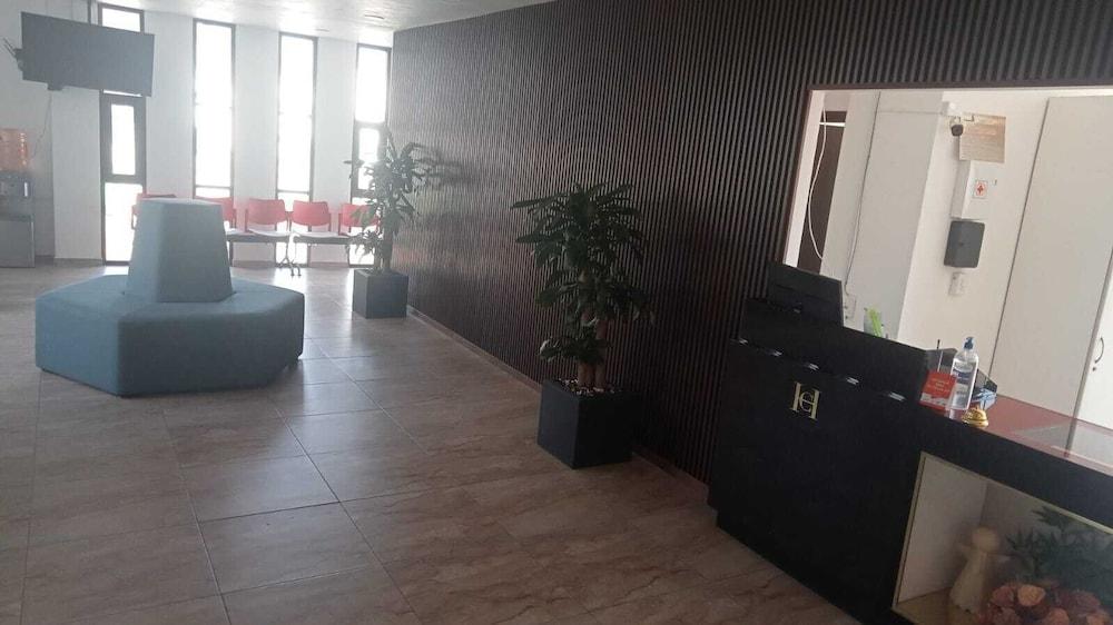 MONARCA HOTEL & PLAZA