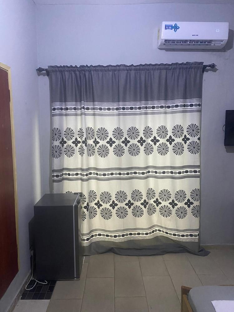 Estepona Playa Hostel