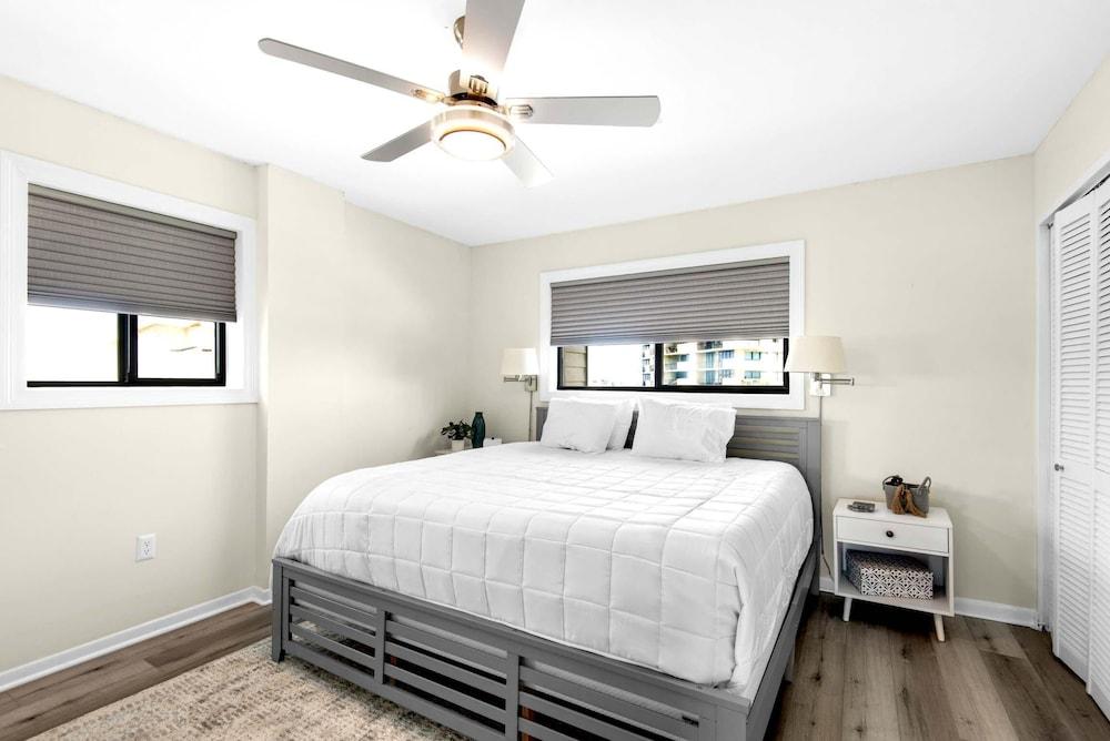 Santa Rosa Dunes 721