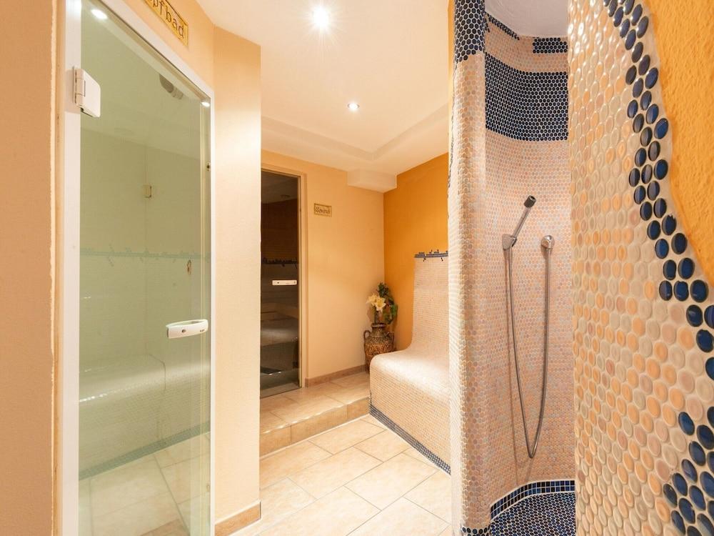 Hotel Room in Langenfeld