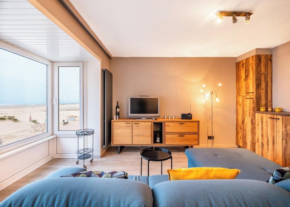 Apartment Nieuwpoort With Stunning Sea View