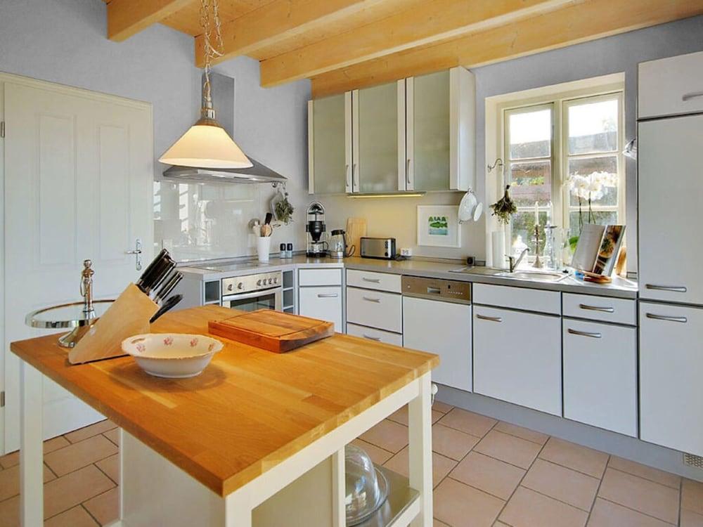 Hogelia Comfortable Holiday Residence