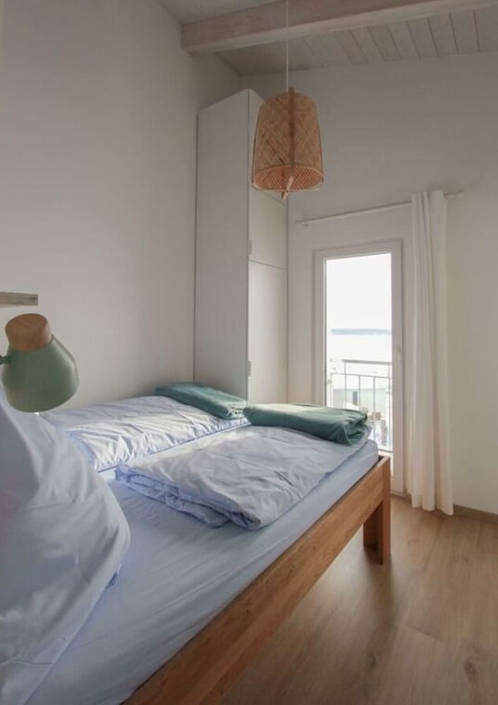 House in Reed 1 - Apartment 4