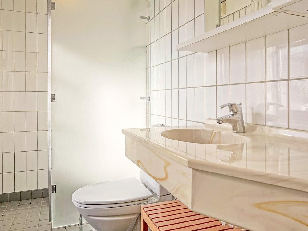 Standard Apartment With Small Kitchen, Gudhjem