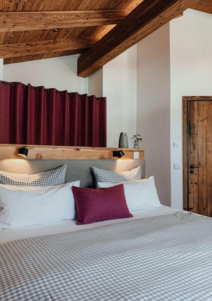 Chalet Nordic Modern Retreat