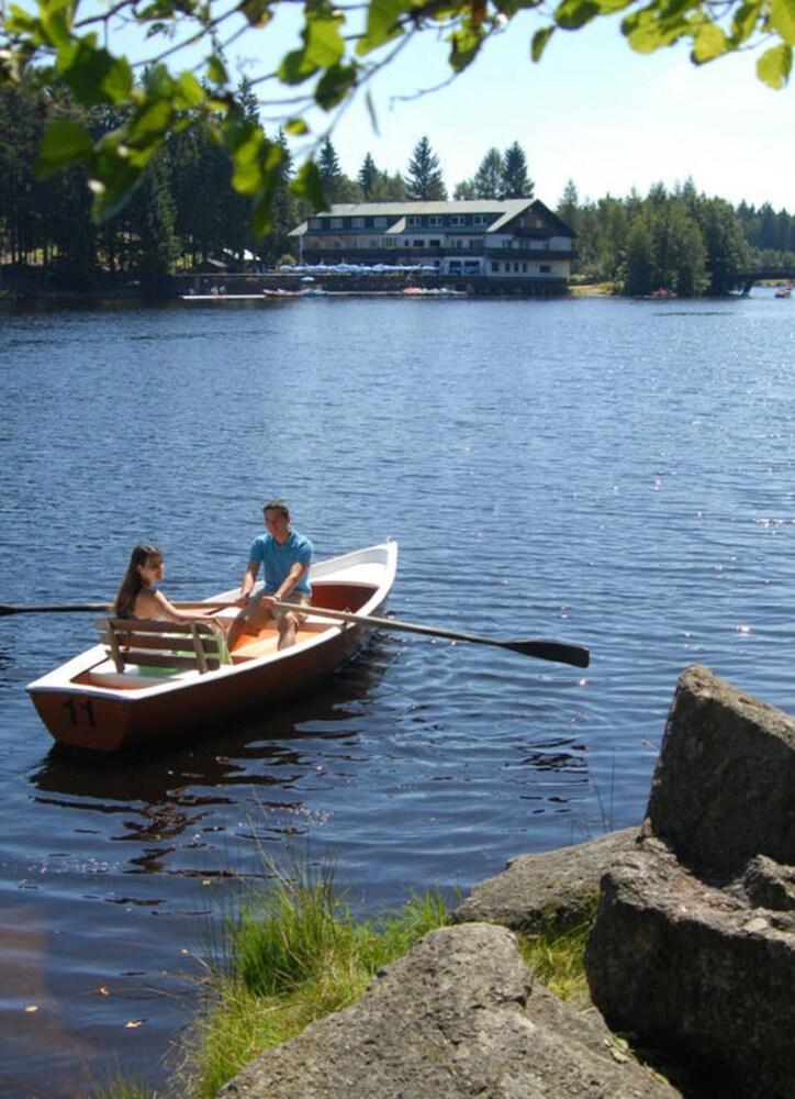 Koferl Modern Retreat