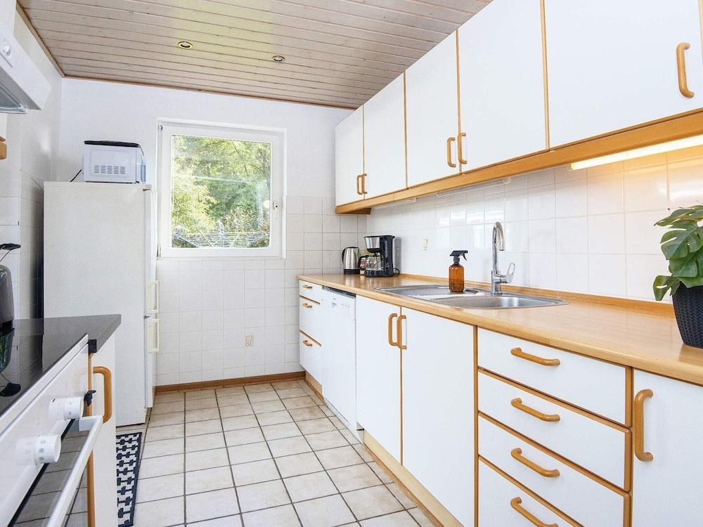 6 Person Holiday Home in Haderslev