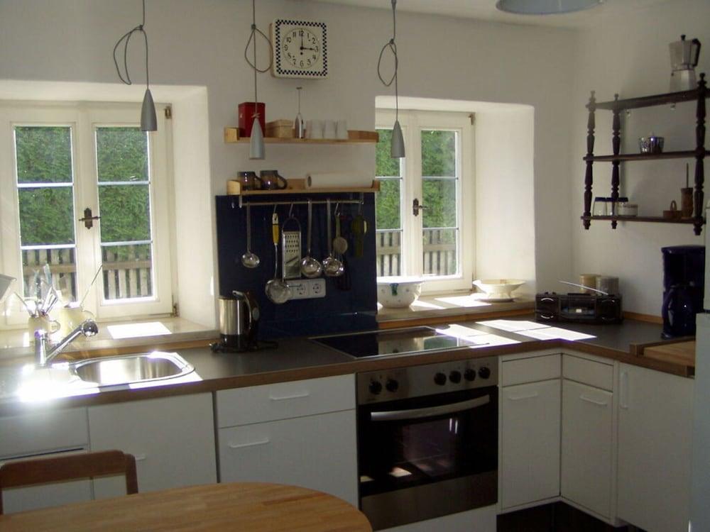 "zum Kirchenschuster"