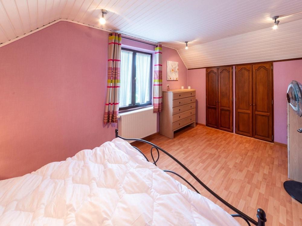 Magnificent Home in Tilf With Garden