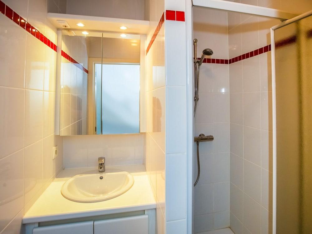 Apartment With 2 Bedrooms and 2 Bathrooms