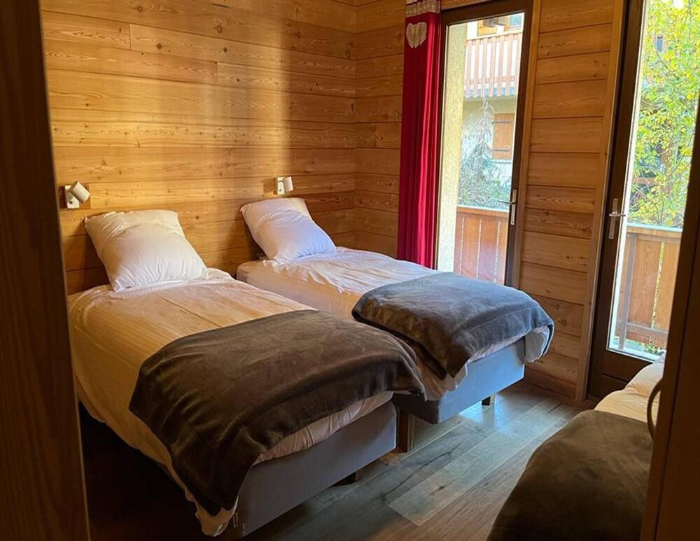 Chalet in Les Deux Alpes With Panoramic Views