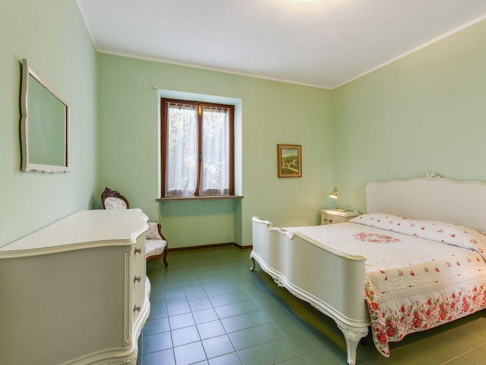 Villa Near Lake Garda With Private Pool