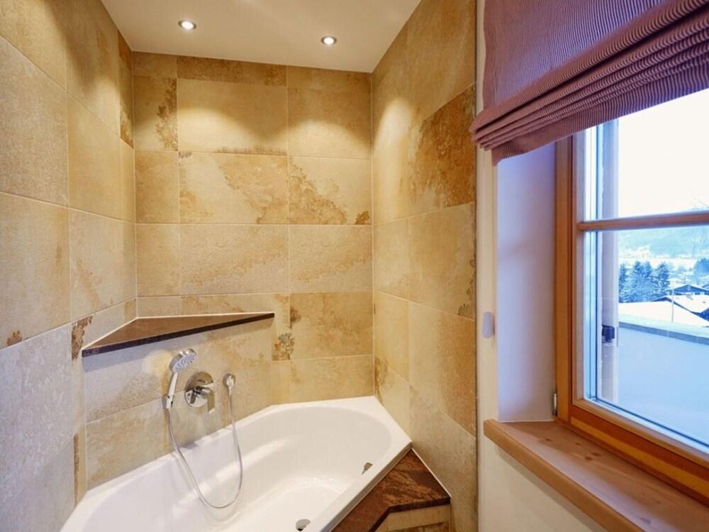 Suite Linde Modern Retreat