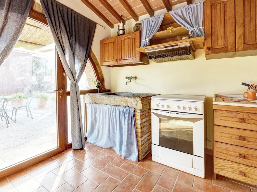 Tranquil Cortona Home